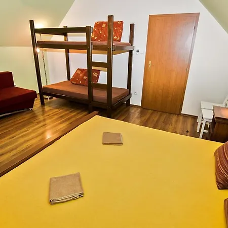 Guest house Pod Certakem 3*